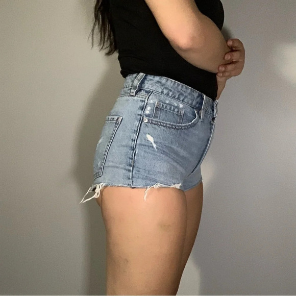 👖 Dynamite Ripped Jean Shorts  - High Waisted, Size 25 - Picture 2 of 8